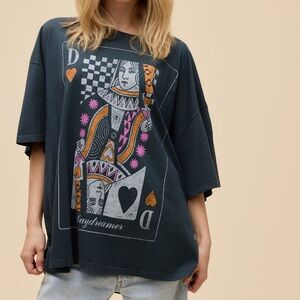 DayDreamer LA Queen Card OS Tee